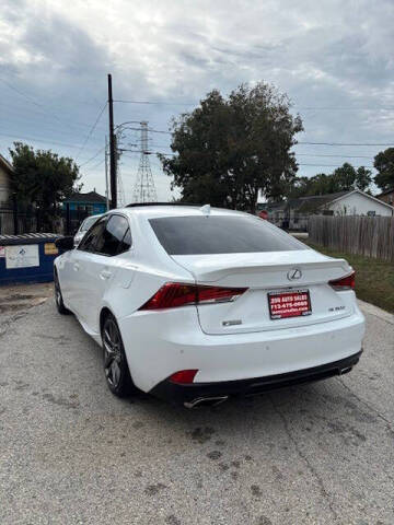 2018 Lexus IS 300