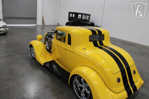 1933 Plymouth 5 Window