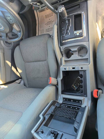 2007 Jeep Commander Sport