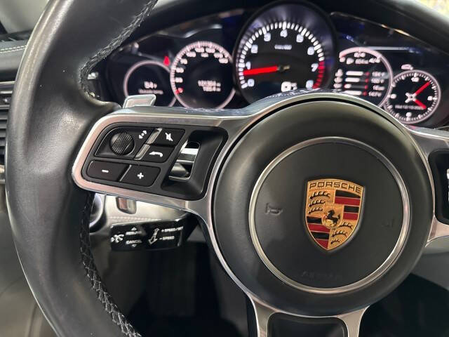 2017 Porsche Panamera