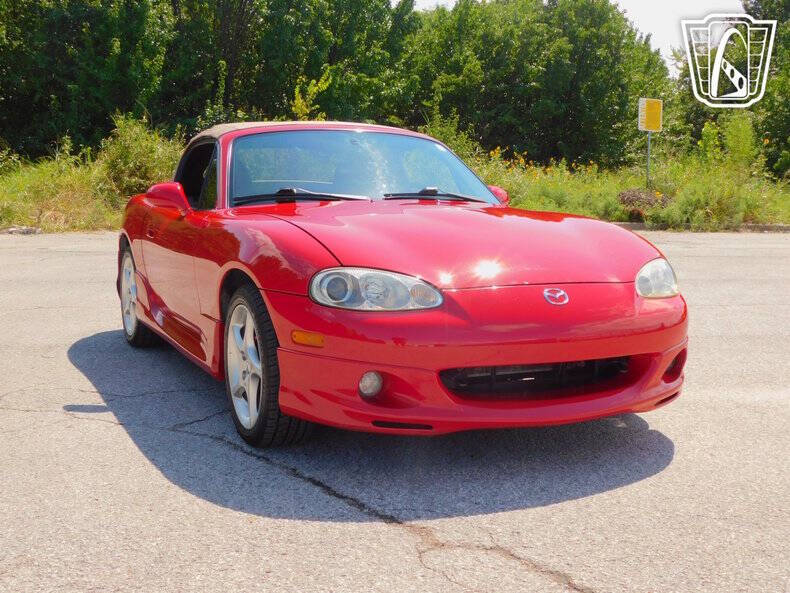 2002 Mazda MX-5 Miata LS