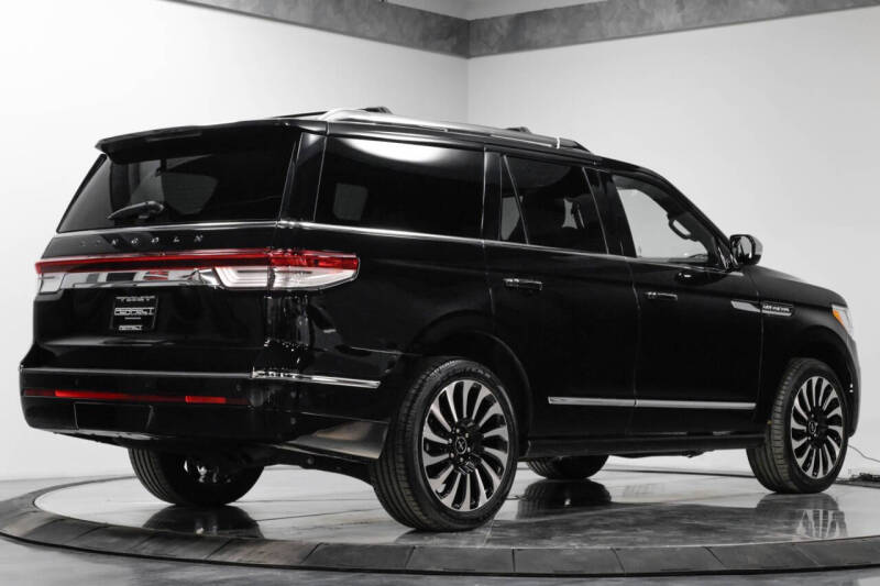 2022 Lincoln Navigator Black Label