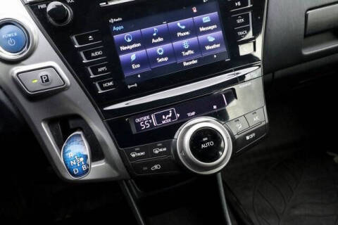 2017 Toyota Prius v Four