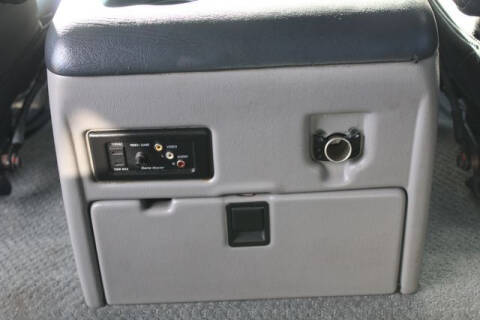 2006 Freightliner M2 106