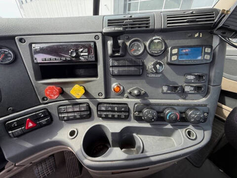 2020 Freightliner Cascadia
