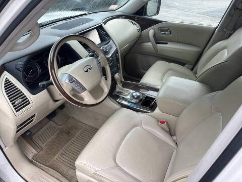 2015 Infiniti QX80