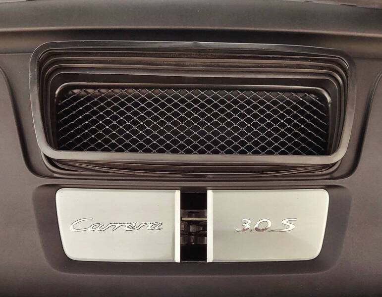 2017 Porsche 911 Carrera 4S