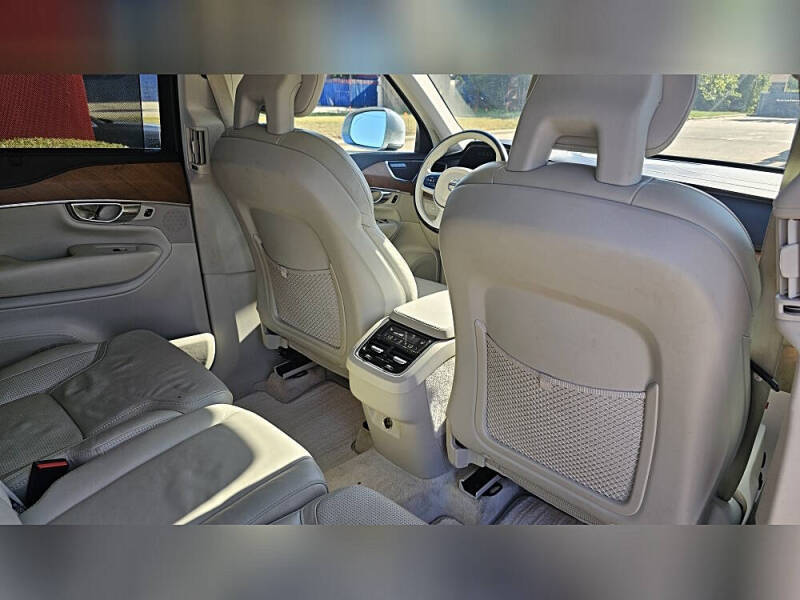 2016 Volvo XC90 T6 Inscription
