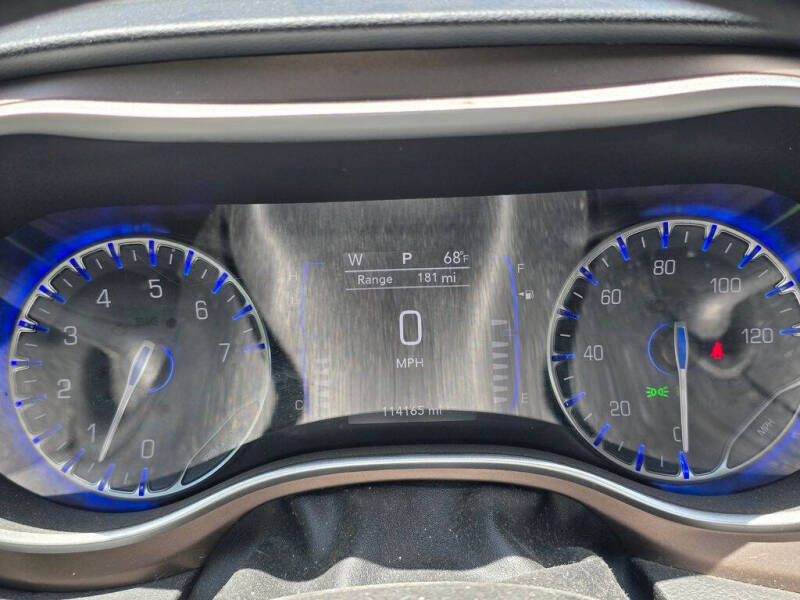 2020 Chrysler Voyager LXi