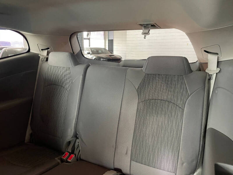 2016 Chevrolet Traverse LS