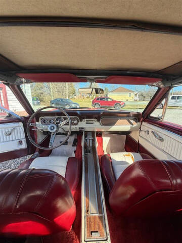 1966 Ford Mustang convertible V8