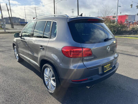 2012 Volkswagen Tiguan SE