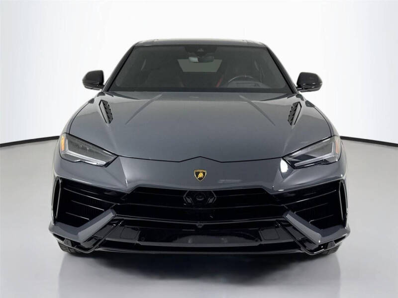 2023 Lamborghini Urus S