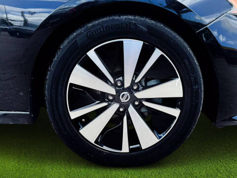 2022 Nissan Altima 2.5 SV