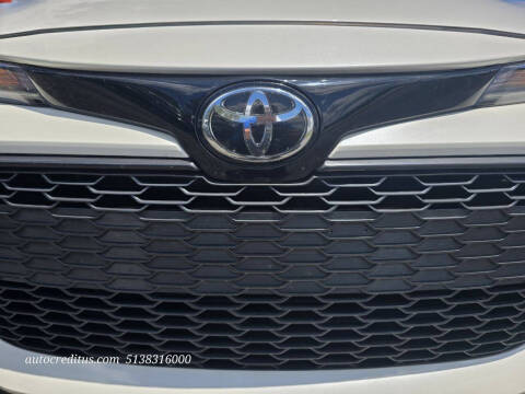 2020 Toyota Corolla Hatchback SE