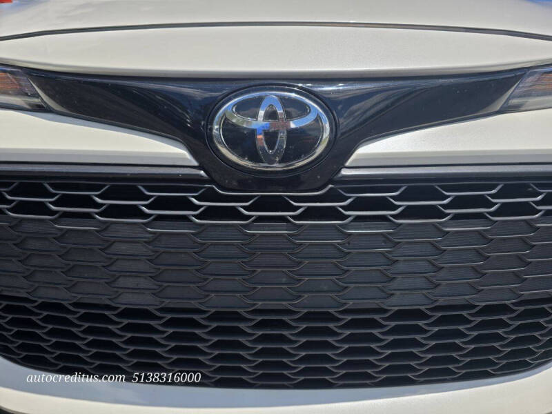 2020 Toyota Corolla Hatchback SE