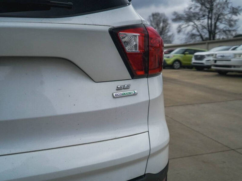 2019 Ford Escape SE