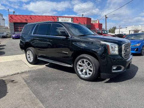2017 GMC Yukon SLT