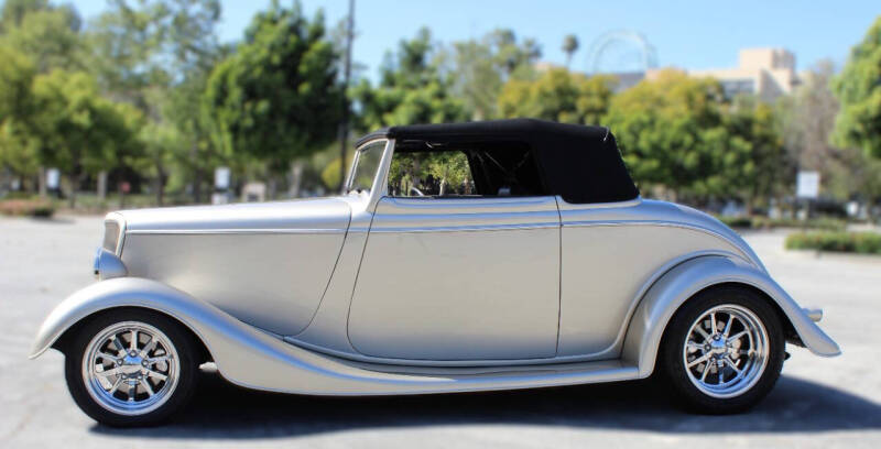 1934 Ford Cabriolet