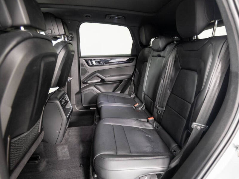 2023 Porsche Cayenne