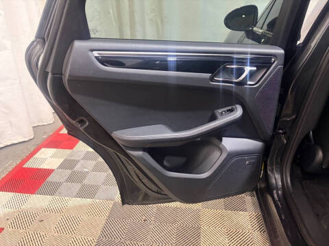 2017 Porsche Macan S