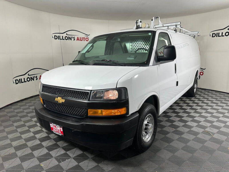 2025 Chevrolet Express 2500