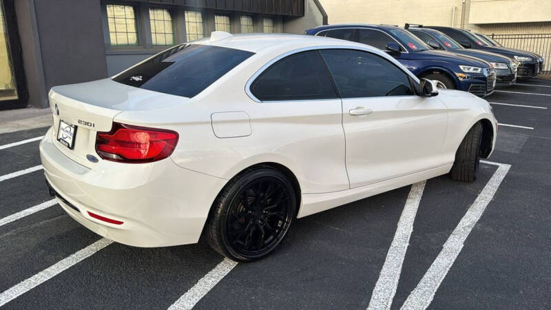 2018 BMW 2 Series 230i xDrive