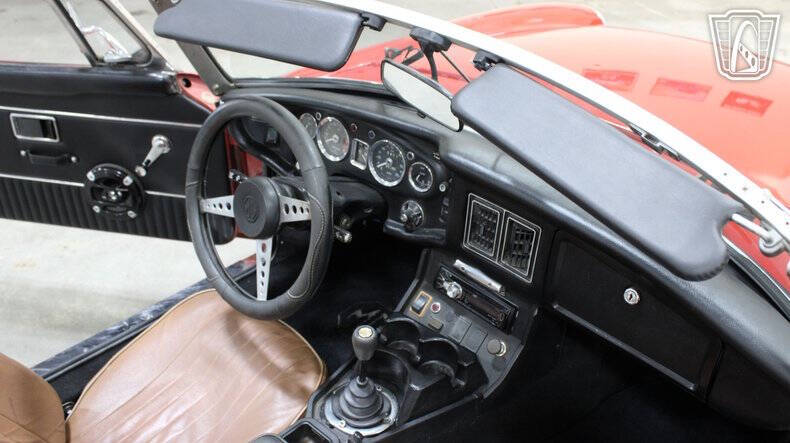 1972 MG B