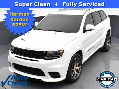 2017 Jeep Grand Cherokee for sale at CTCG AUTOMOTIVE in Newark NJ