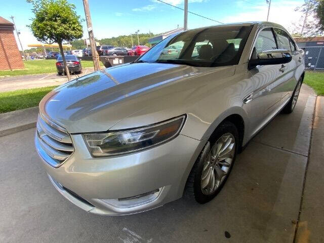 2019 Ford Taurus Limited