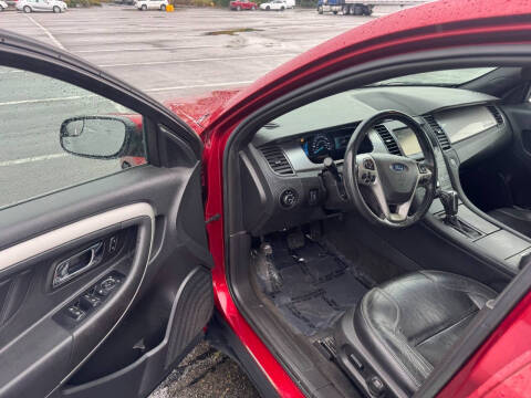 2013 Ford Taurus SEL