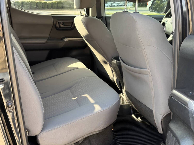 2018 Toyota Tacoma SR5 V6