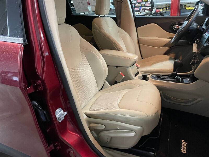 2019 Jeep Cherokee Latitude