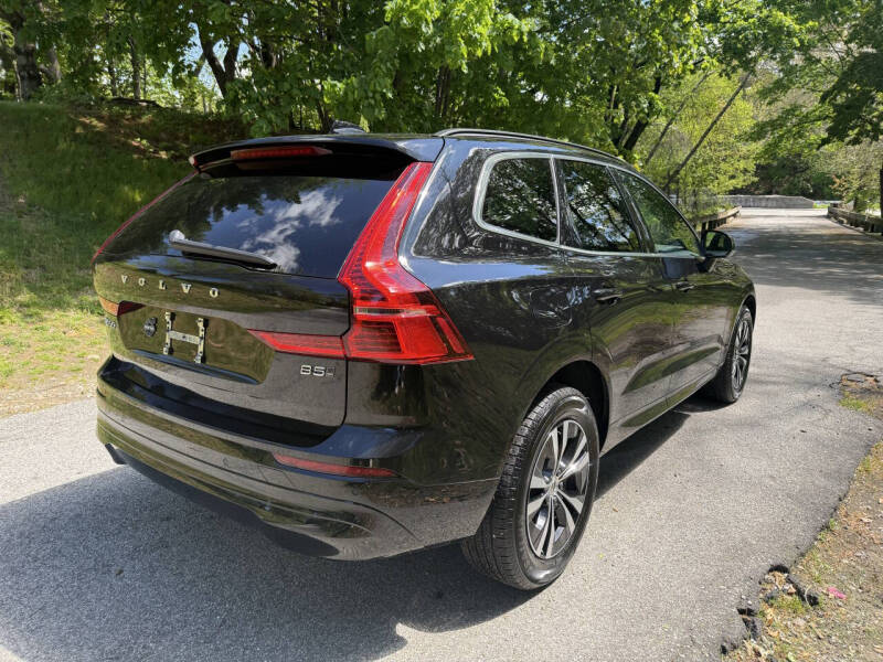 2023 Volvo XC60 B5 Core