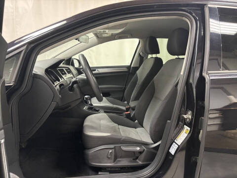 2016 Volkswagen e-Golf SE