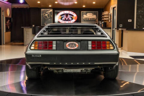 1981 DeLorean DMC-12