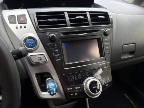 2014 Toyota Prius v