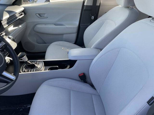 2025 Hyundai Kona SEL