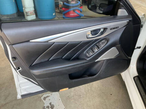 2022 Infiniti Q50 Luxe