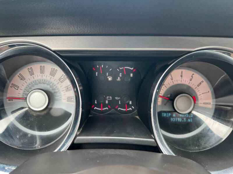 2011 Ford Mustang V6 Premium