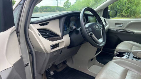 2017 Toyota Sienna