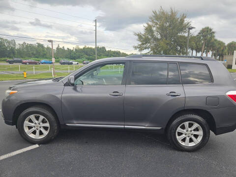 2011 Toyota Highlander SE