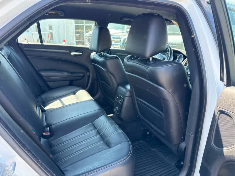 2014 Chrysler 300 S