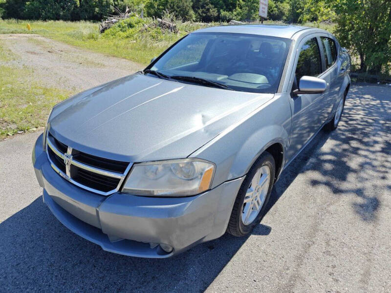 2010 Dodge Avenger R/T's photo