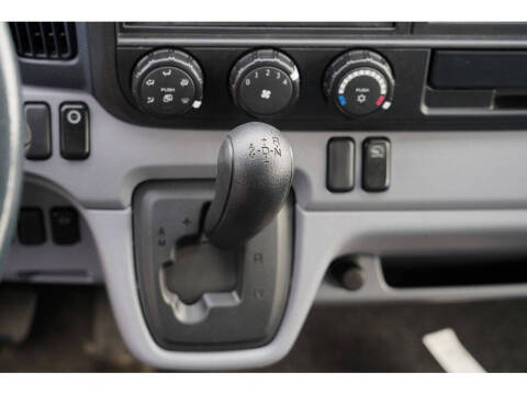 2015 Mitsubishi Fuso FE180