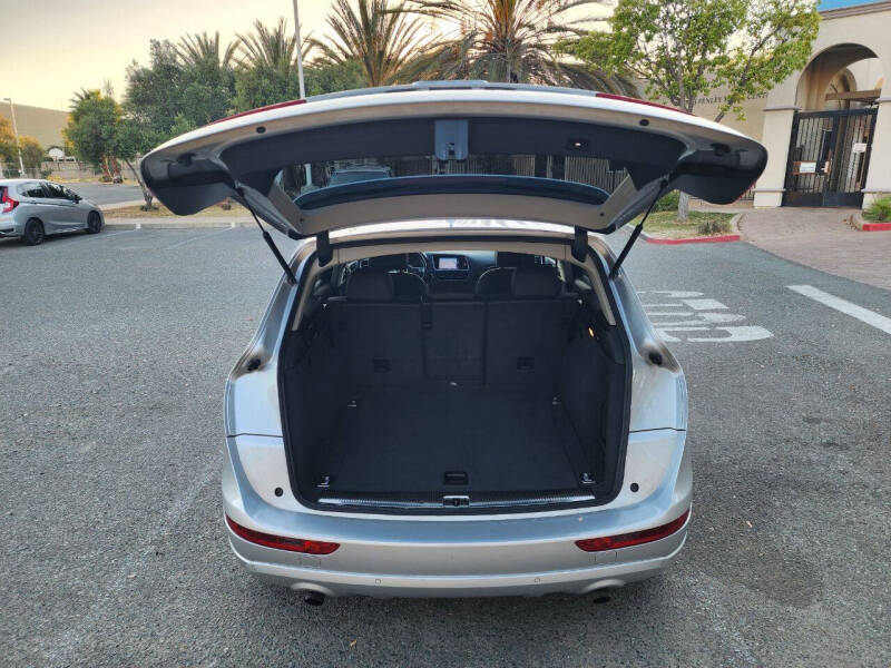 2012 Audi Q5 2.0T quattro Premium Plus