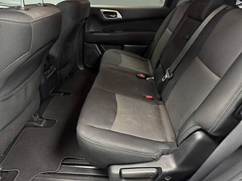 2017 Nissan Pathfinder