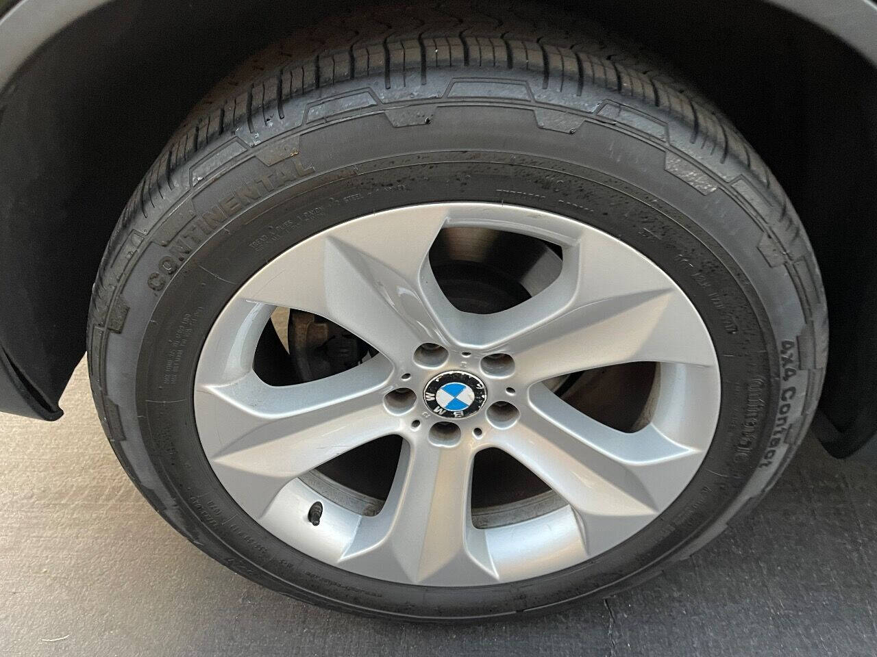 2011 BMW X6 SUV - $16,900