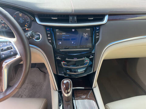 2013 Cadillac XTS Premium Collection