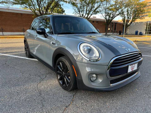 2016 MINI Hardtop 4 Door Cooper